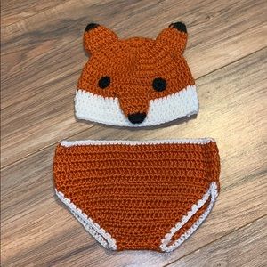 Infant photo prop outfit.